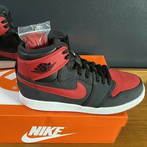 Air Jordan 1 basketball shoes